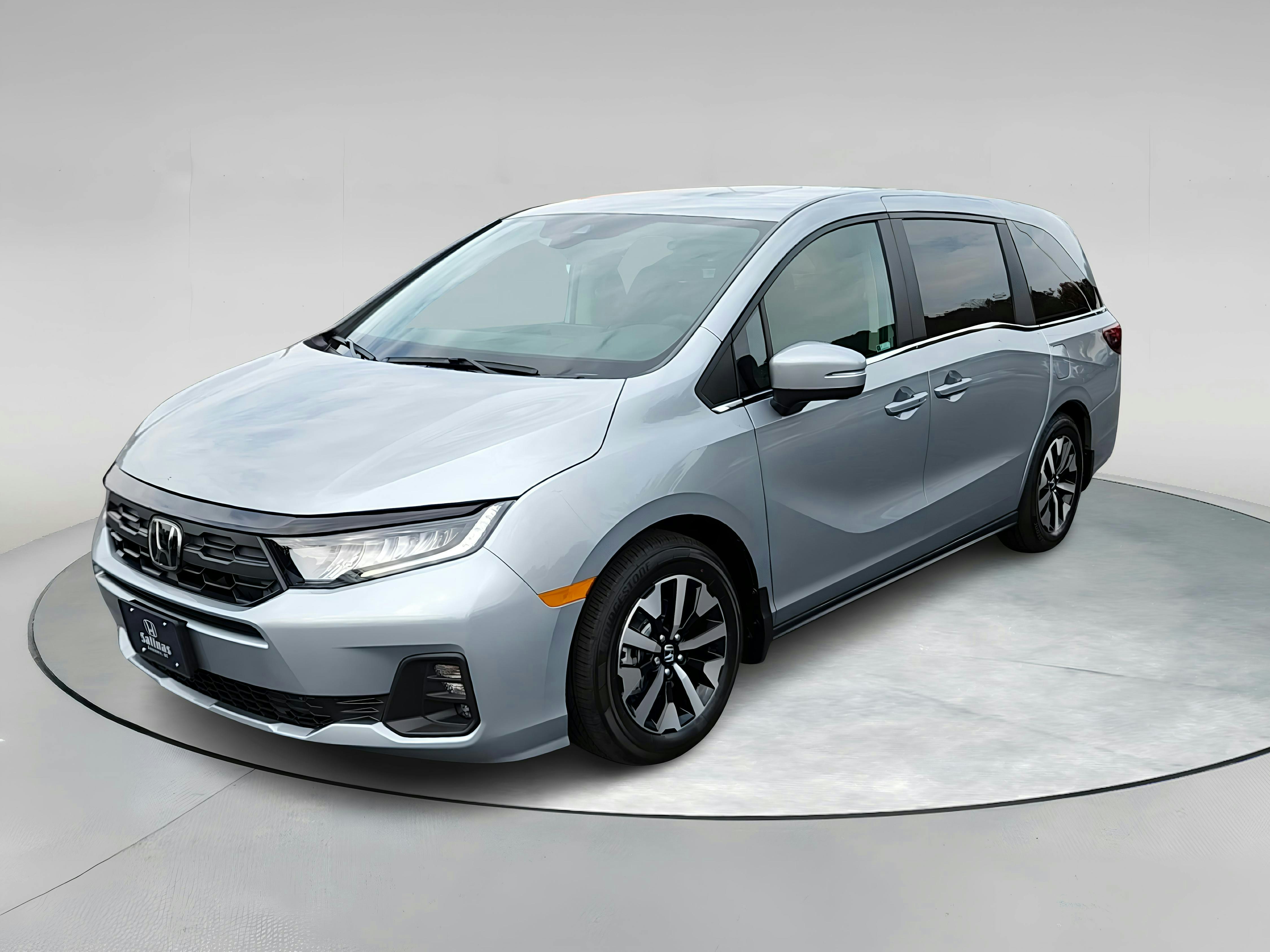 2026 Honda Odyssey EX-L photo 2